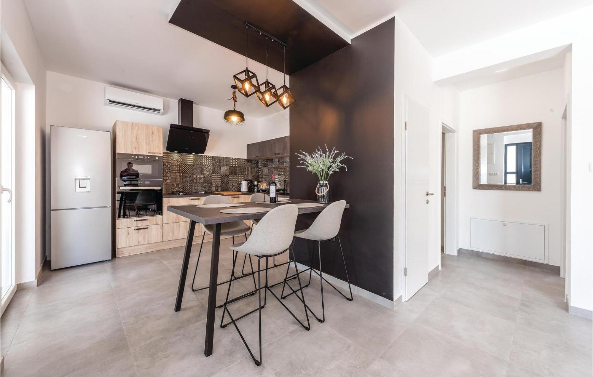 Lovely Home In Betina With Wifi Bagian luar foto